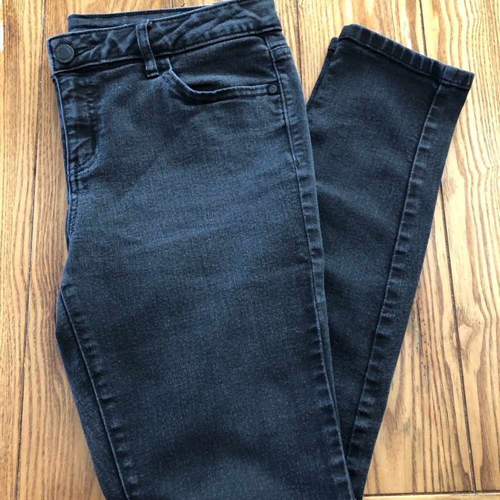 Vera Wang Jeans